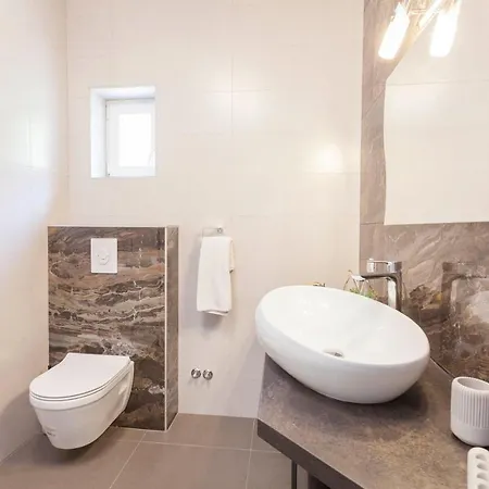 House Arija