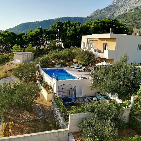 House Arija Tatil Evi