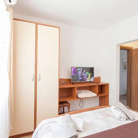 House Arija 마카르스카