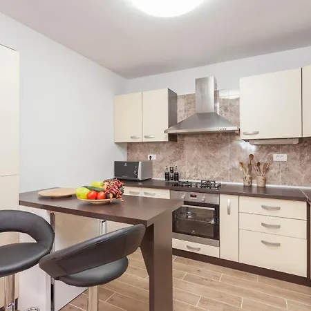 House Arija * 마카르스카